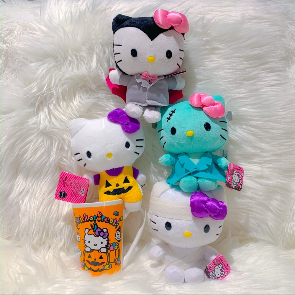 Hello Kitty plush Halloween